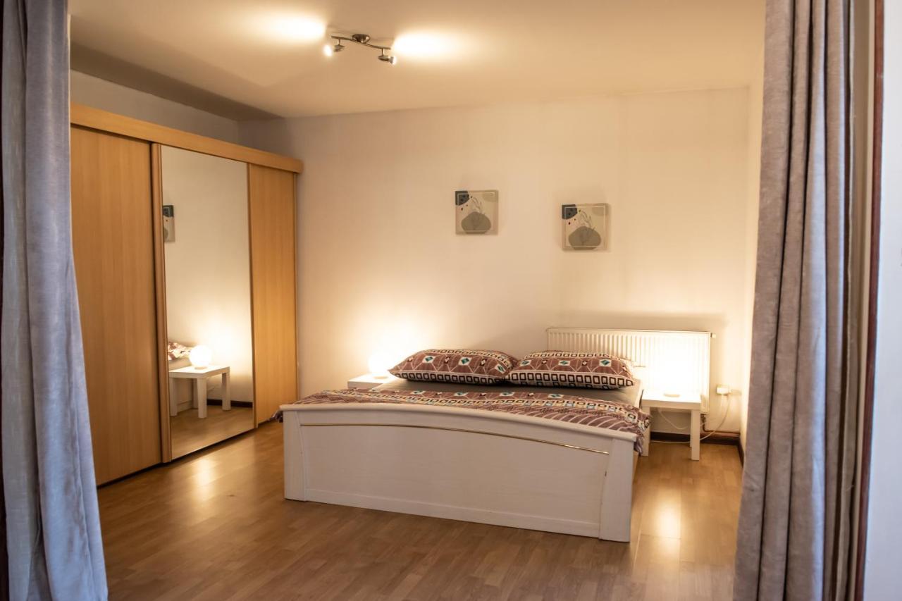 Podkrovni Apartman S Vyhledem Na Namesti Lomnice nad Lužnicí Zewnętrze zdjęcie